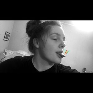 Meet your Posher, Kaitlynne